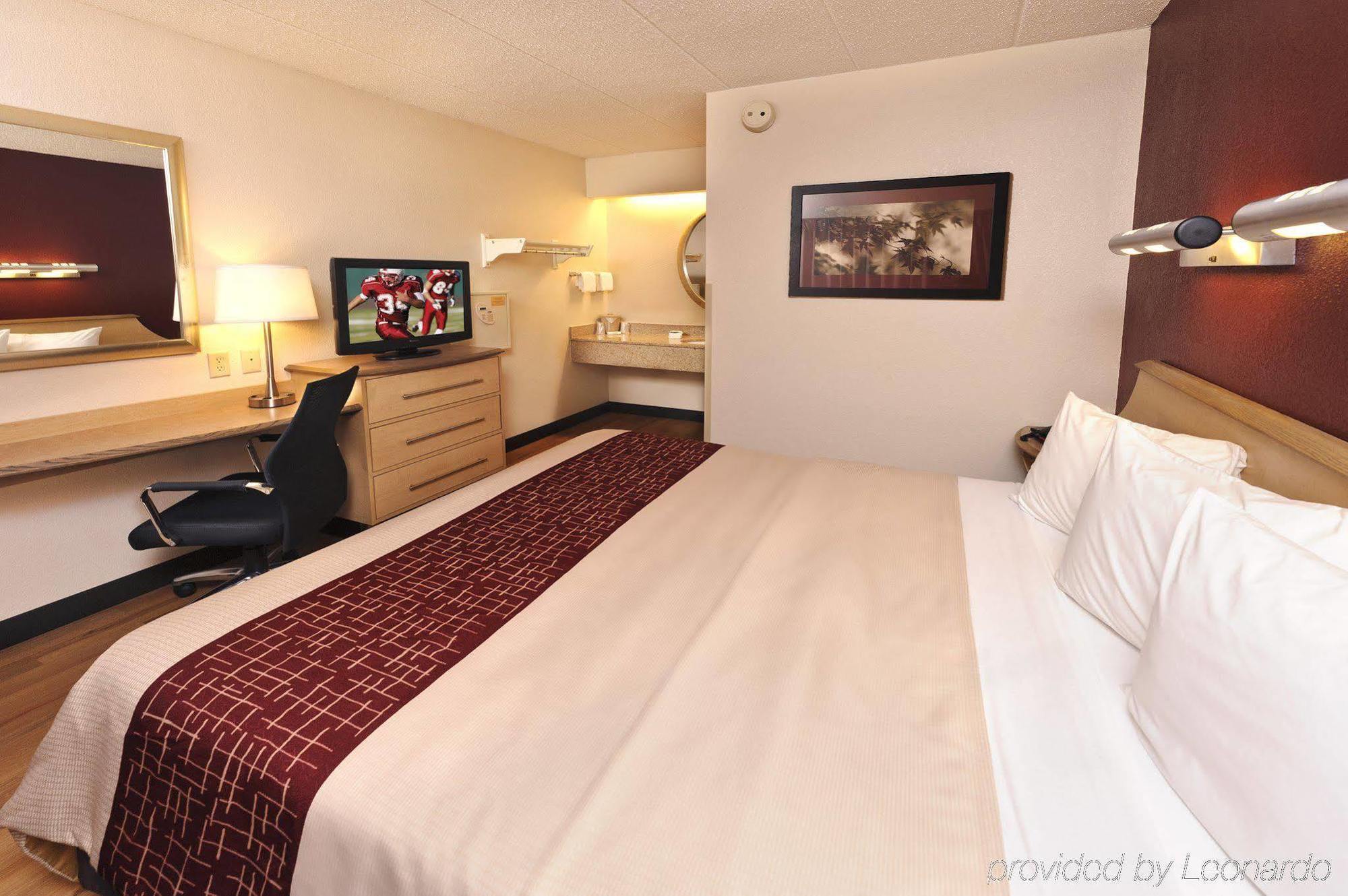 Red Roof Inn Boston - Southborough/Worcester Exterior photo