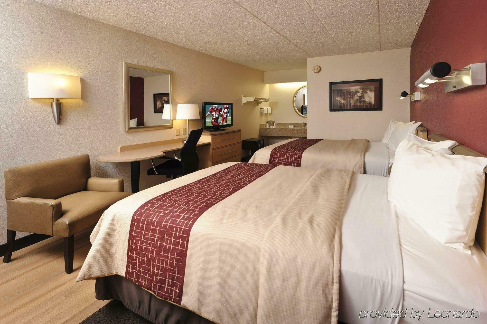 Red Roof Inn Boston - Southborough/Worcester Exterior photo